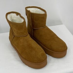 FOREVER WOMENS BOOTIES SIZE 9 PLATFORM